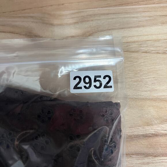 Saint‎ Tropez West Top Womens M Brown Eyelet Floral Henley Beachy Boho Hippie - Picture 6 of 6